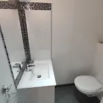 De 25m2 - Extra Centre - A 5 Min A Pied Des Plages - Commerces Et Restaurants Sur Place - Clim - Wifi - Exceptionnel *