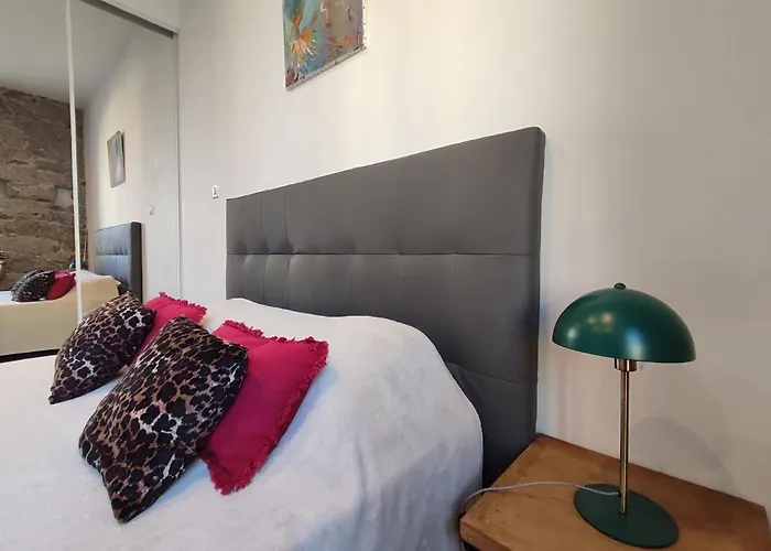 De 25m2 - Extra Centre - A 5 Min A Pied Des Plages - Commerces Et Restaurants Sur Place - Clim - Wifi - Exceptionnel