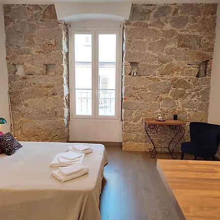 De 25m2 - Extra Centre - A 5 Min A Pied Des Plages - Commerces Et Restaurants Sur Place - Clim - Wifi - Exceptionnel Apartment