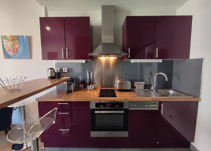 De 25m2 - Extra Centre - A 5 Min A Pied Des Plages - Commerces Et Restaurants Sur Place - Clim - Wifi - Exceptionnel Ajaccio (Corsica)